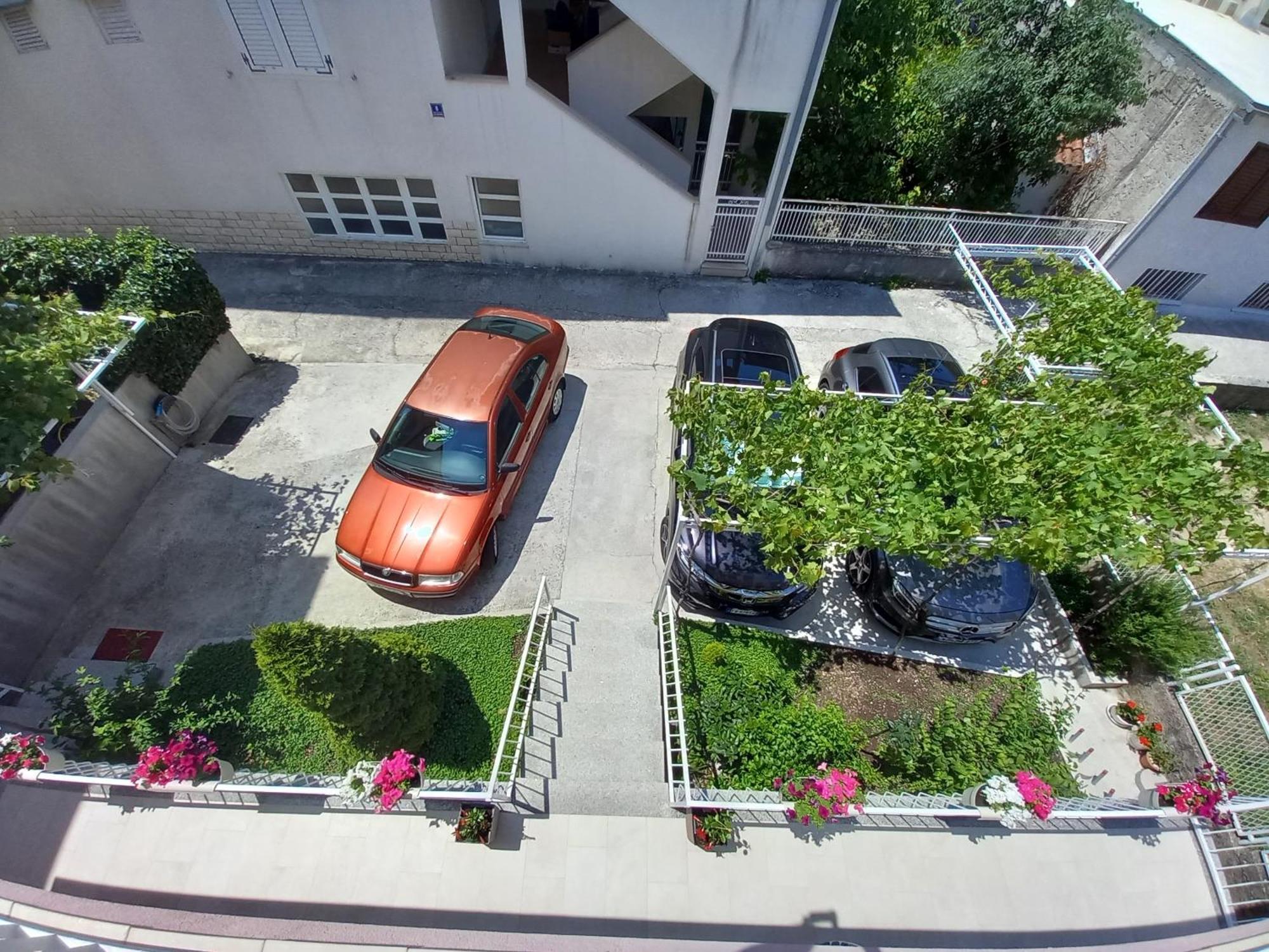 Baska Voda Apartments - Steps From The Beach, Free Parking, Central Location エクステリア 写真