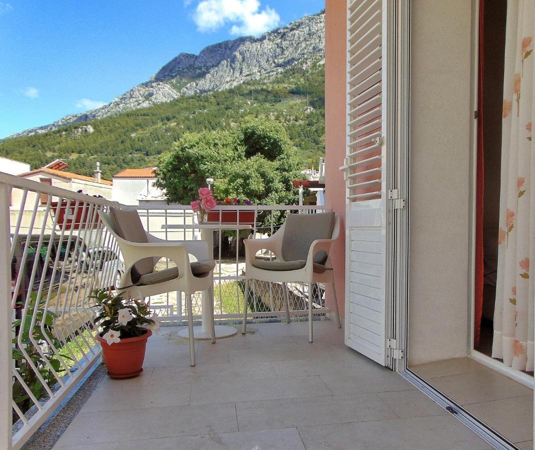 Baska Voda Apartments - Steps From The Beach, Free Parking, Central Location エクステリア 写真